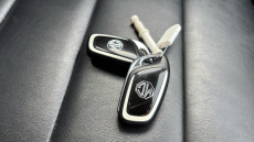 MG Hs 1.5 T-GDI Excite 5dr DCT Petrol Hatchback